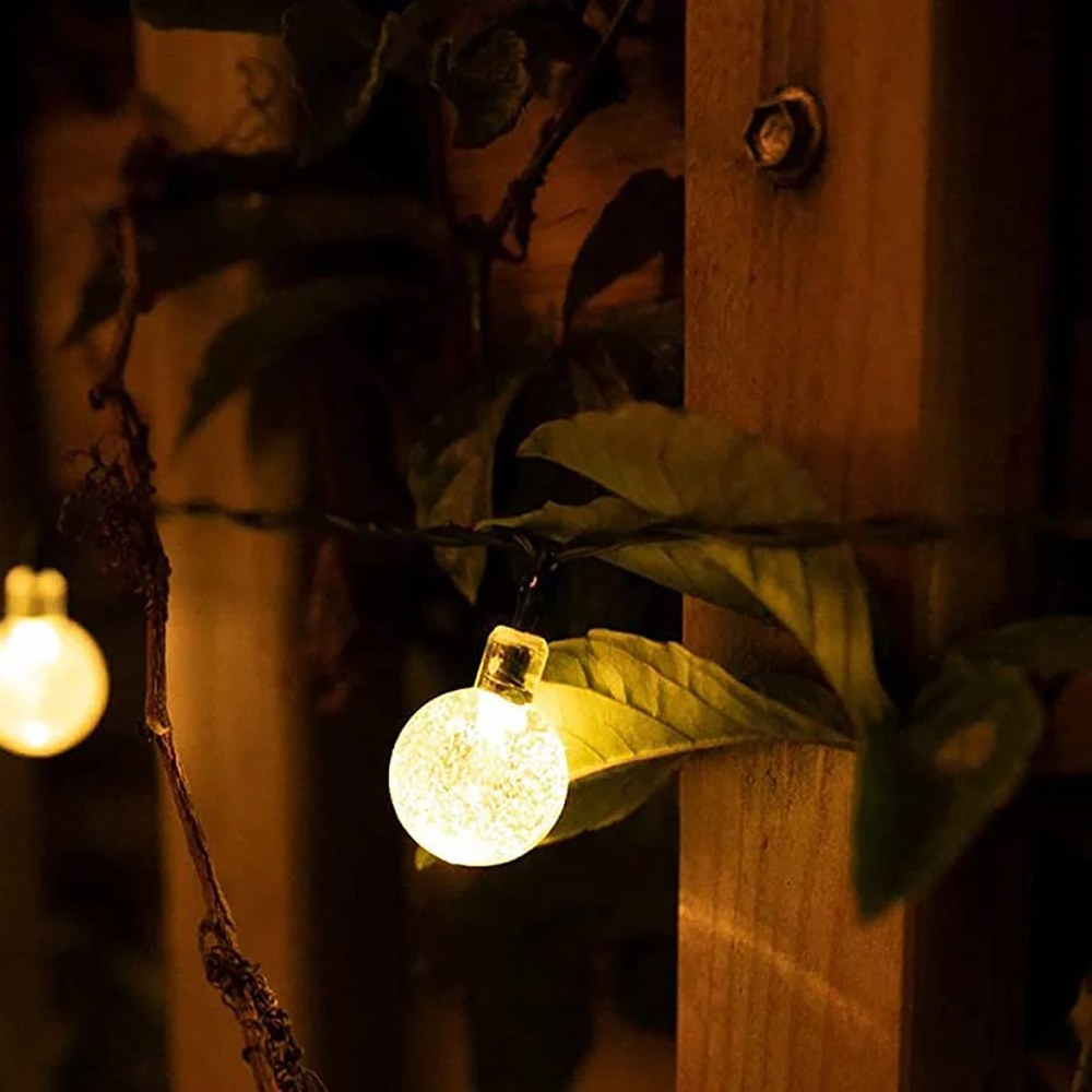 Kit Terraza Kandrano - guirnalda solar encendida de noche en valla